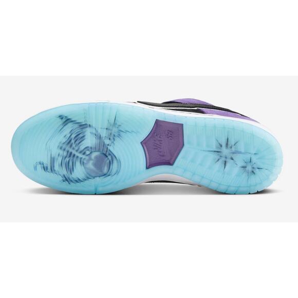 Nike SB Dunk Low Pro x Hayley Wilson \'Black and Court Purple\' Size 10.5M US